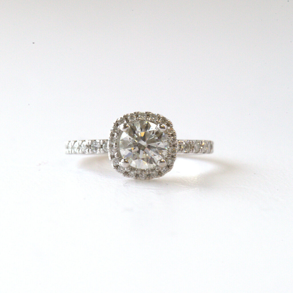 American Jewelry 14k White Gold 1.50ctw (1ct E/VS2 Lab Grown Center) Seemless Halo Engagement Ring
