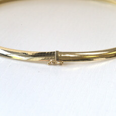 American Jewelry 14k Yellow Gold 6.3mm Omega Chain 16"