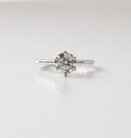 American Jewelry Platinum 1.50ct H/VS2 Round Brilliant Solitaire Engagement Ring (Size 6.25)