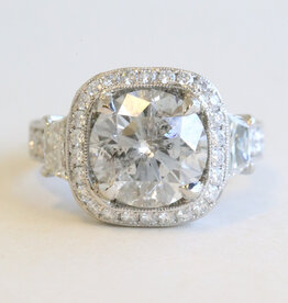 American Jewelry Platinum Approx 5.5ctw (4.61 I/I2 Ctr) Diamond Round/Cushion Halo Cathedral w/ Trapezoid Side Stones Engagement Ring