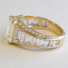 American Jewelry 14k Yellow Gold 6.50ctw (2.00 F/VS1 Ctr) Lab Grown Diamond Modified Emerald Tapered Baguette Engagement Ring