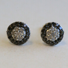 American Jewelry ESTATE Sterling Silver .15ctw White and Black Diamond Stud Earrings