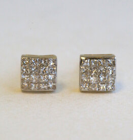 American Jewelry ESTATE 10k Yellow Gold .25ctw Diamond Invisible Set Stud Earrings