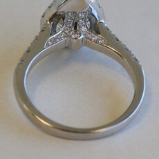 American Jewelry ESTATE 14k White Gold .90ctw Diamond Pear Halo Cathedral Semi Mount Engagement Ring