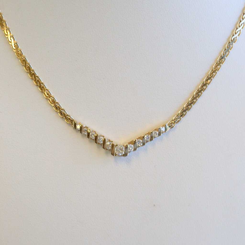American Jewelry 14k Yellow Gold .50ctw Diamond Bar Set Fashion Necklace