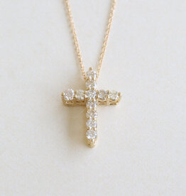 American Jewelry 14k Yellow Gold .72ctw Diamond Cross Necklace