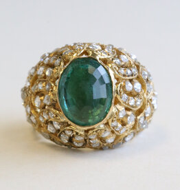 American Jewelry 18K Yellow Gold 5.54ct Oval Emerald and Old Mine Cut Diamond Ring