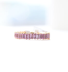 American Jewelry 18k Yellow Gold 2.99ctw Pink Sapphire Staggered Baguette Band (Size 6)