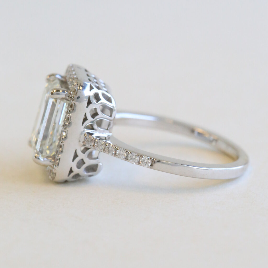 American Jewelry 14k White Gold 2.29ctw (1.8 H/IF GIA Ctr) Diamond Emerald Cut Halo Engagement Ring