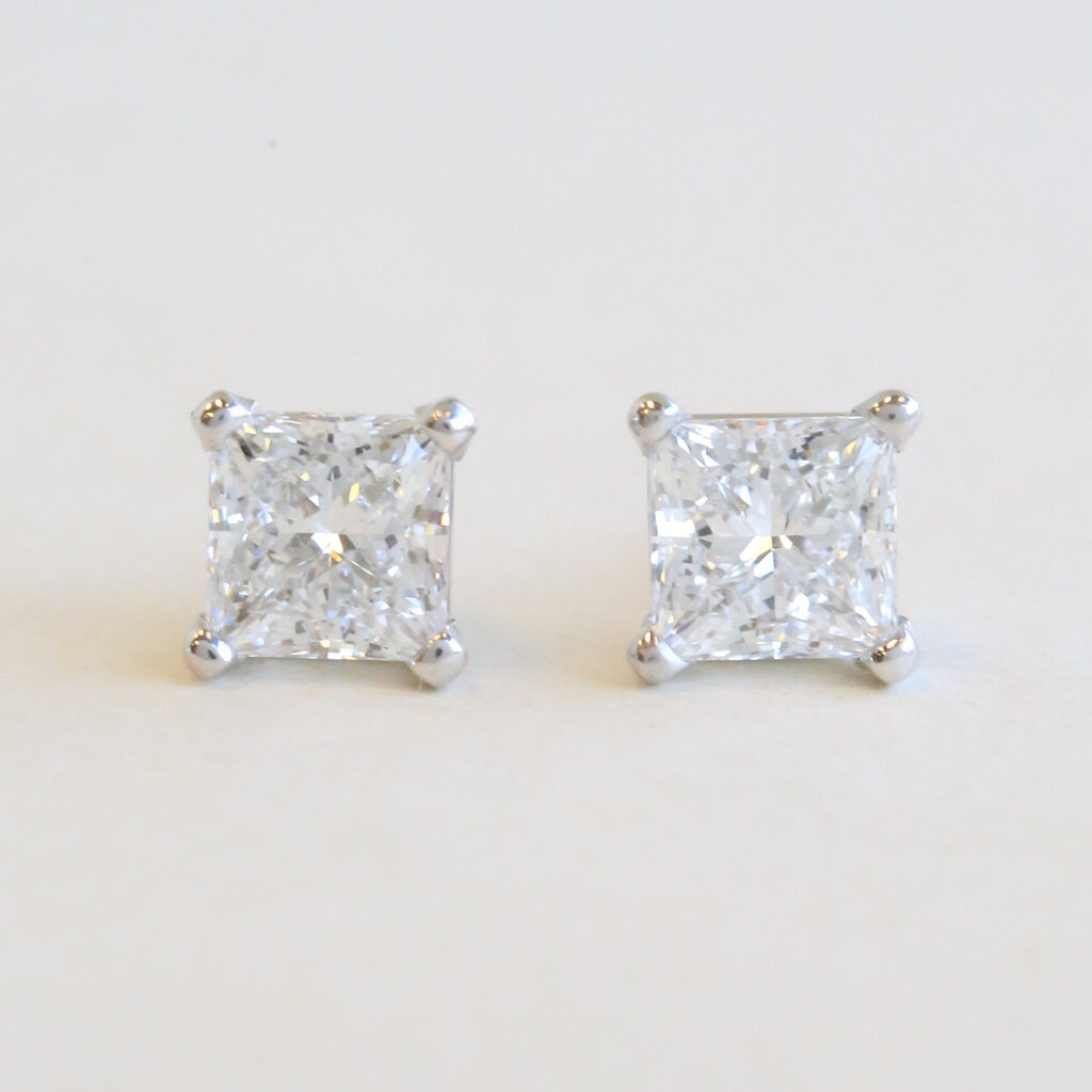 American Jewelry 14k White Gold Lab Grown IGI D/VVS1-2 Diamond Princess Cut Solitaire Stud Earrings
