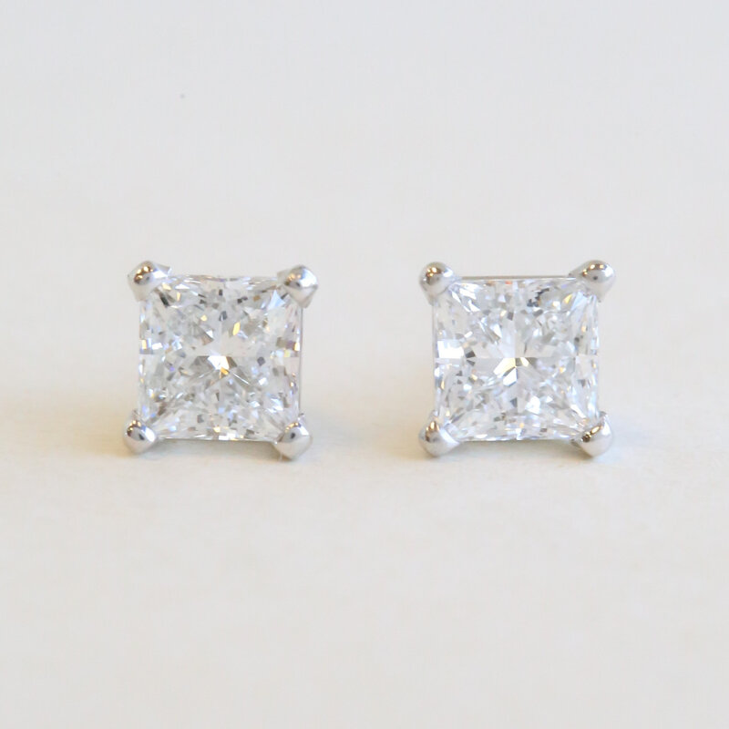 American Jewelry 14k White Gold Lab Grown IGI D/VVS1-2 Diamond Princess Cut Solitaire Stud Earrings