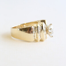 American Jewelry ESTATE 14k Yellow Gold 1.40ctw (.50 Ctr) Marquise Diamond Baguette Flanked Engagement Ring (Size 8.75)