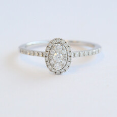 American Jewelry 14k White Gold .40ctw Diamond Cluster Halo Ring (Size 7)