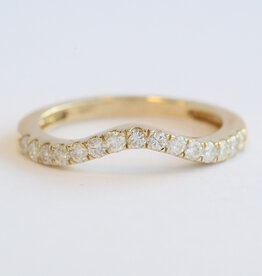 American Jewelry 14k Yellow Gold .50ctw Diamond Curved Contour Band Ring (Size 7)