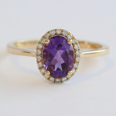 American Jewelry 14k Yellow Gold 1.13ct Amethyst .14ctw Diamond Halo Oval Ring (Size 7)
