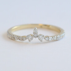 American Jewelry 14k Yellow Gold .28ctw Diamond Contour Curved Wedding Band Ring (Size 7)
