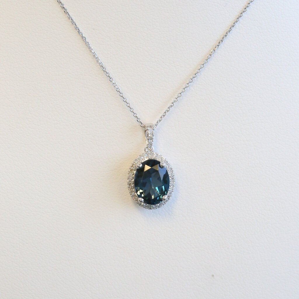 American Jewelry 14k White Gold .90ct Blue Topaz .12ctw Diamond Oval Halo Necklace
