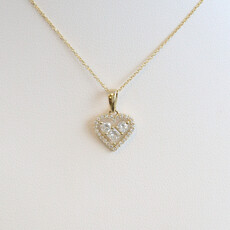 American Jewelry 14k Yellow Gold .43ctw Diamond Heart Necklace