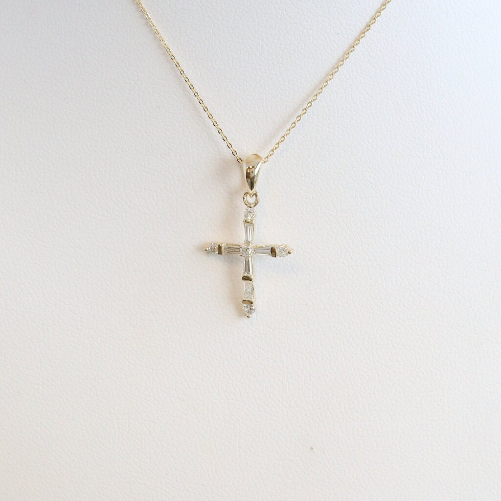 American Jewelry 14k Yellow Gold .28ctw Diamond Baguette Cross Necklace