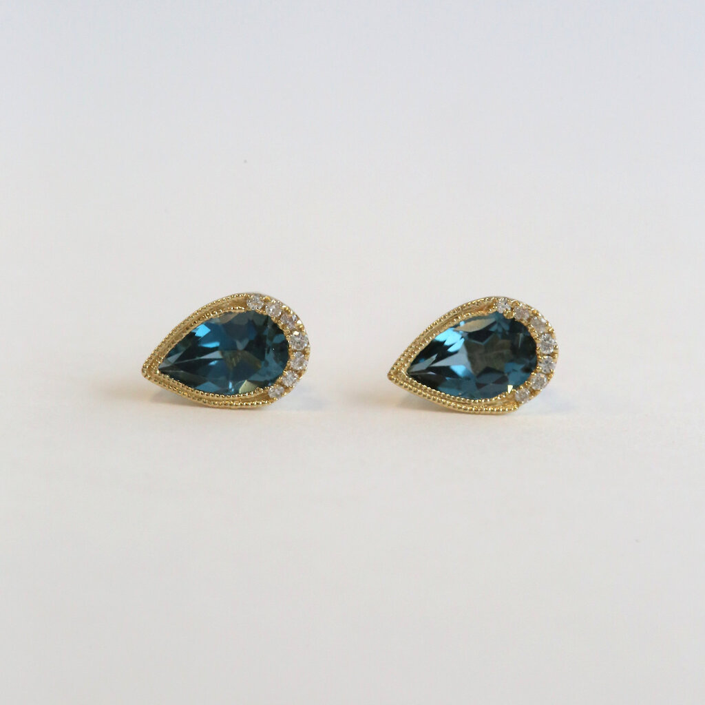 American Jewelry 14k Yellow Gold London Blue Topaz and Diamond Accent Milgrain Pear Stud Earrings