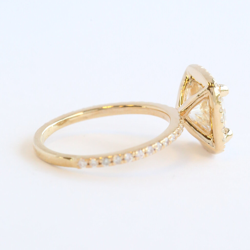 American Jewelry 14k Yellow Gold 2.35ctw (1.85 M/VS1 Ctr) Diamond Cushion Halo Engagement Ring (Size 6.5)