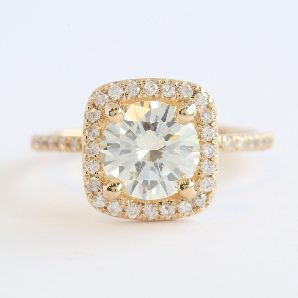 American Jewelry 14k Yellow Gold 2.35ctw (1.85 M/VS1 Ctr) Diamond Cushion Halo Engagement Ring (Size 6.5)