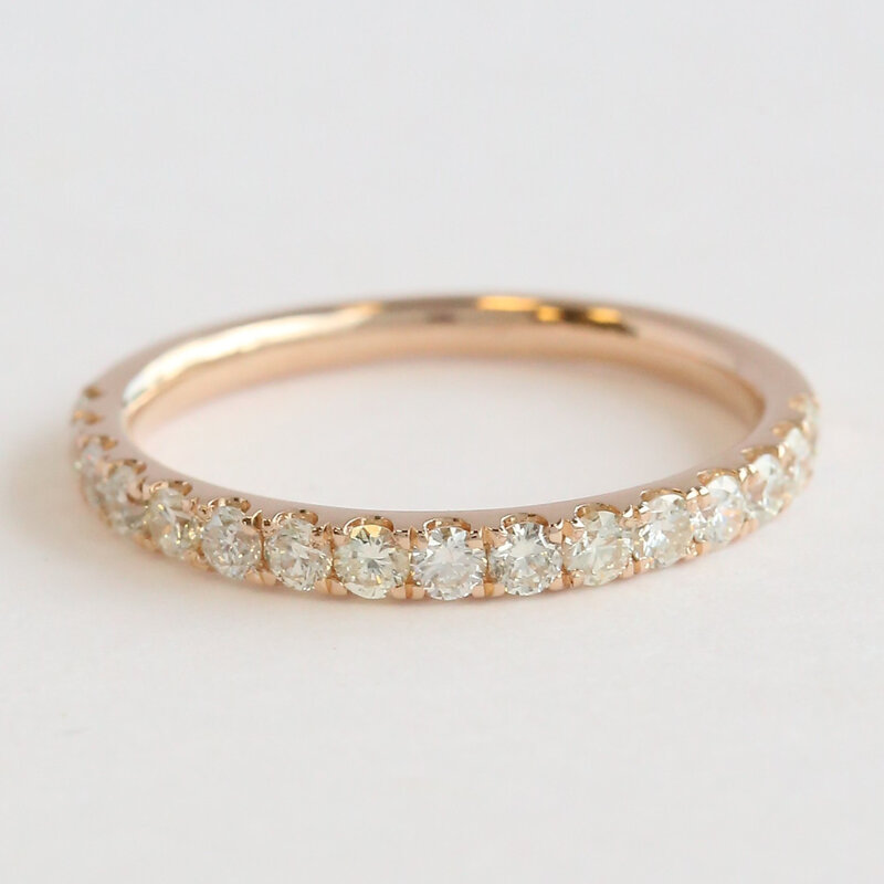 American Jewelry ESTATE 14k Rose Gold .50ctw Diamond Straight Wedding Band (Size 6.5)