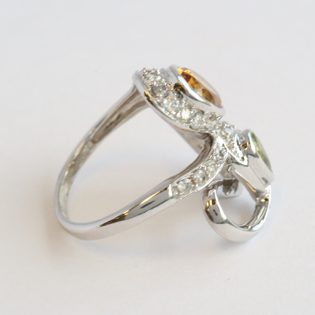 American Jewelry ESTATE 18k White Gold 1.6ct Citrine .40ct Peridot .30ctw Diamond Openwork Fashion Ring (Size 6.5)