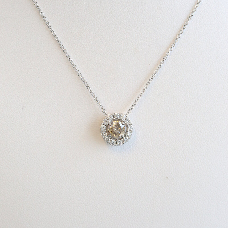 American Jewelry ESTATE 14k White Gold .65ctw (.45 Champagne Ctr) Diamond Halo Necklace