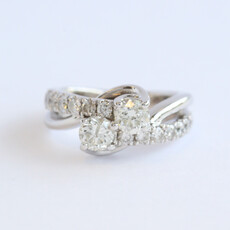 American Jewelry ESTATE 14k White Gold 1.35ctw Diamonds Bypass Ring (Size 5)