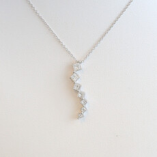 American Jewelry ESTATE 14k White Gold .50ctw Diamond Journey Necklace