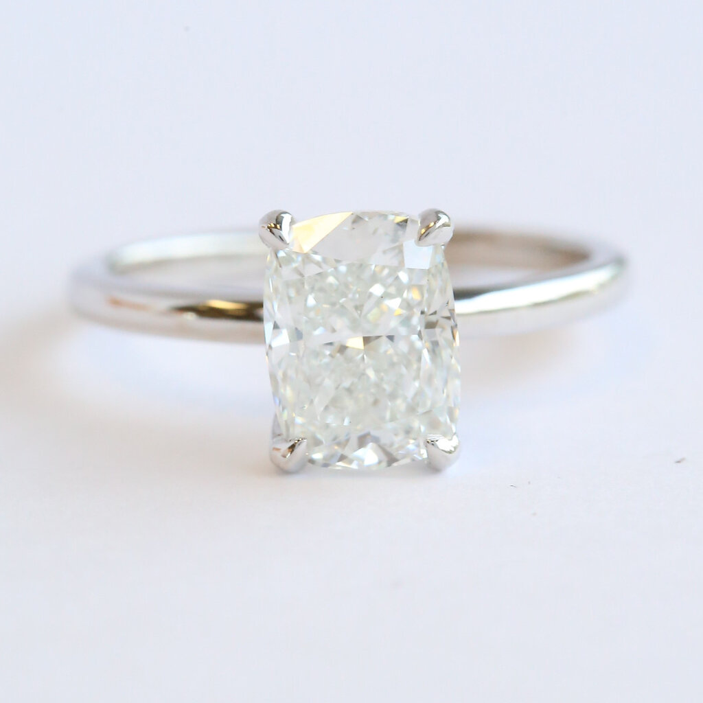 American Jewelry 14k White Gold 2.01ct F/VS1 IGI Lab Grown Elongated Cushion Diamond Solitaire Engagement Ring