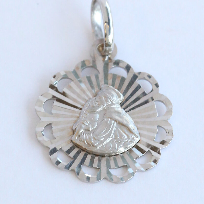 American Jewelry ESTATE 18k White Gold Mary & Jesus Charm Pendant