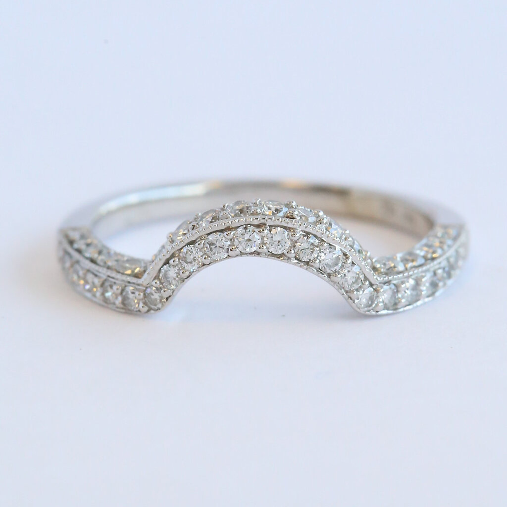 American Jewelry ESTATE 14k White Gold 1.3ctw Diamond Contour Band Ring