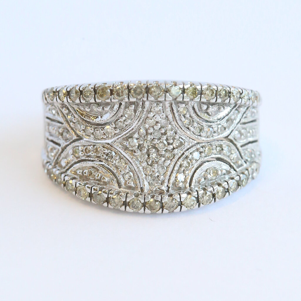 American Jewelry ESTATE 10k White Gold 1/2ctw Diamond Fashion Band Ring (Size 7.75)