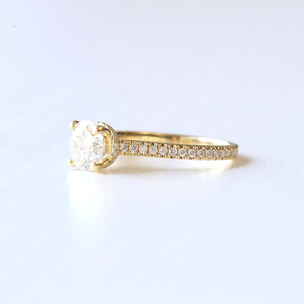 American Jewelry 18k Yellow Gold 1.89ctw (1.48ct J/SI1 Center) Round Diamond Hidden Halo Engagement Ring (Size 6.25)