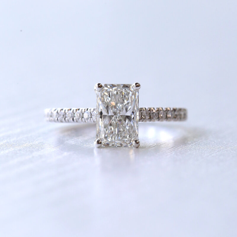 American Jewelry 14k White Gold 2.28ctw (2.01ct G/VS2 Lab Radiant) Diamond Cathedral Hidden Halo Engagement Ring (Size 6.5)