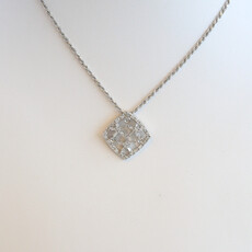 American Jewelry ESTATE 14k White Gold .50ctw Diamond Baguette Flower Openwork Necklace