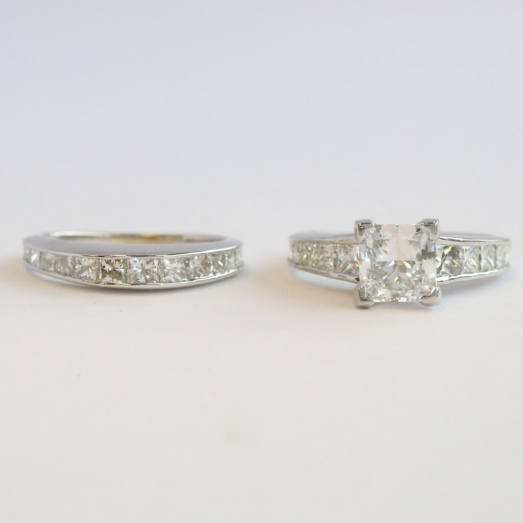 American Jewelry ESTATE 14k White Gold 3ctw Lab Grown IGI Diamond Princess Cut Accented Solitaire Engagement Ring & .75ctw Wedding Band Set