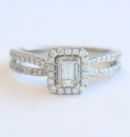 American Jewelry ESTATE 14k White Gold ctw (.35 G/SI1 ctr) Emerald Cut Diamond Halo Split Shank Engagement Ring (Size 6.5)