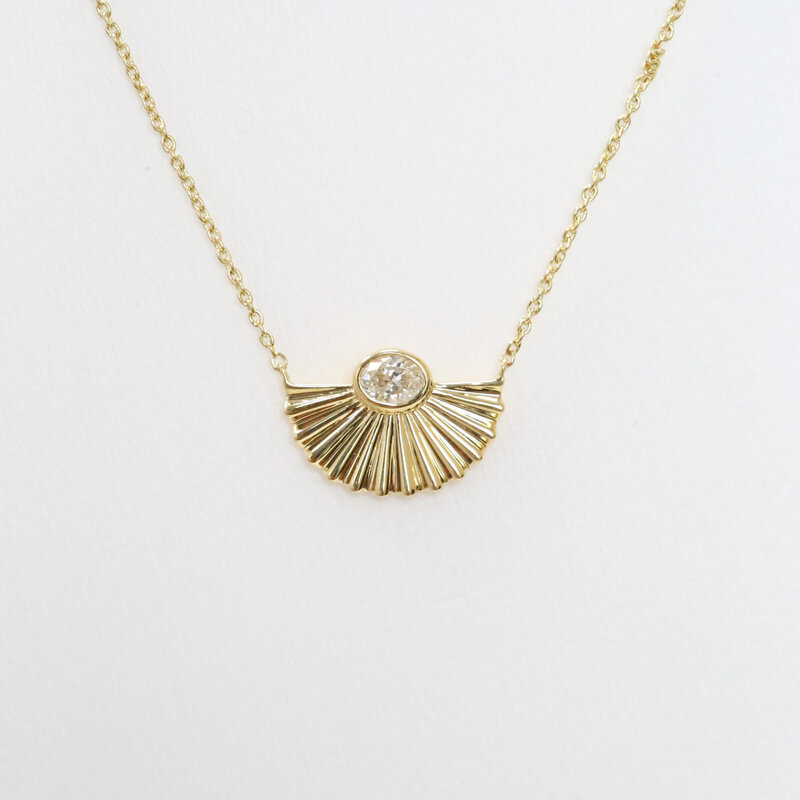 American Jewelry 14k Yellow Gold .17ct East to West Oval Bezel Fan Pendant (16"-17" Adjustable)