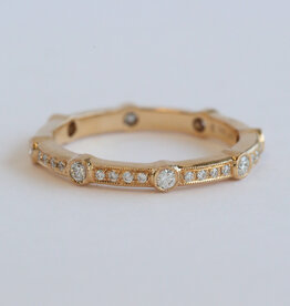 American Jewelry 18k Yellow Gold .34ctw Diamond Station Wedding Band