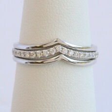 American Jewelry 14k White Gold .25ctw Diamond V Contour 3 Ring Set