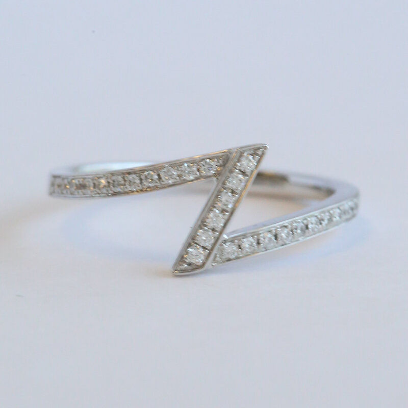American Jewelry 14k White Gold .14ctw Diamond Z Fashion Ring