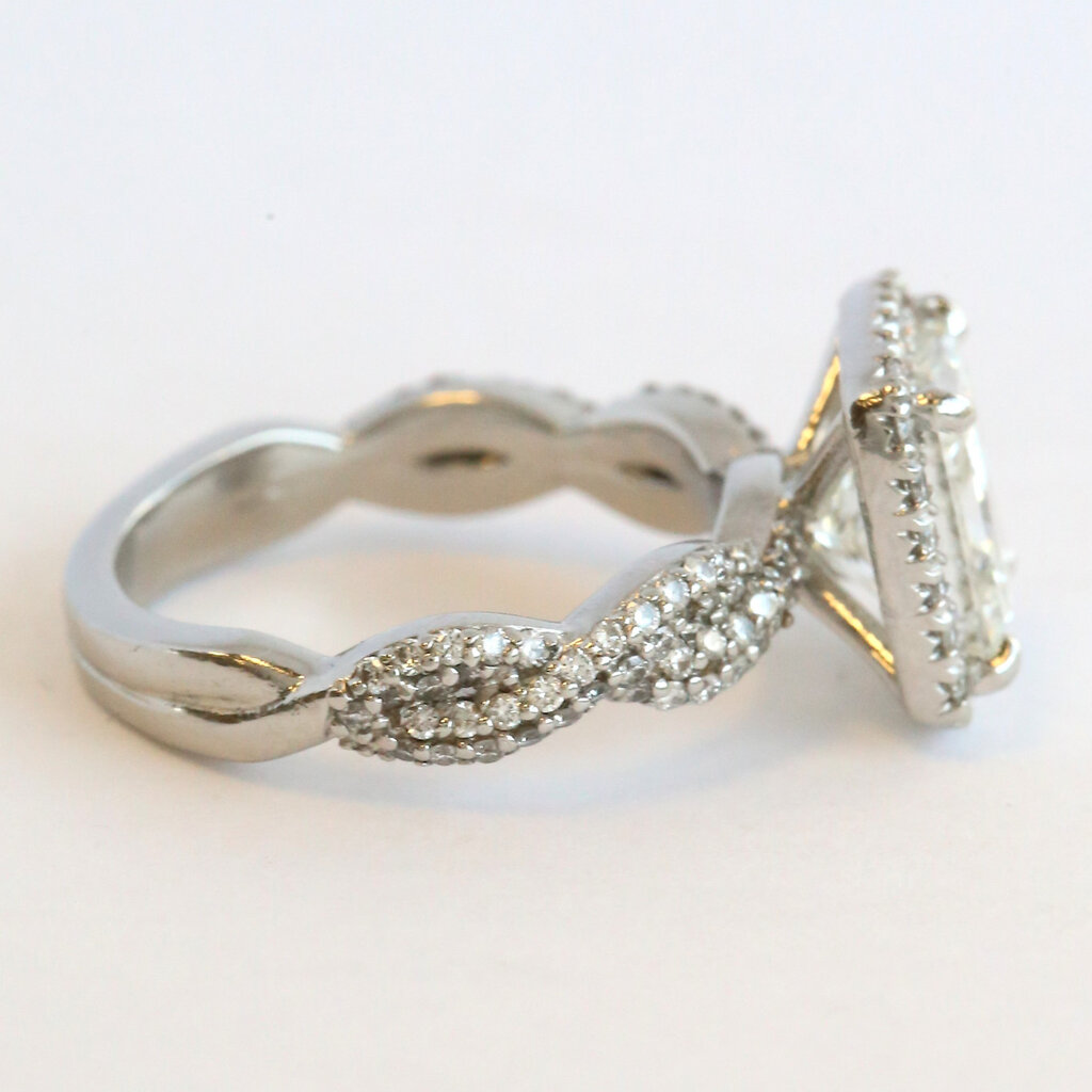 American Jewelry Platinum 3.50ctw (3.01 H/VVS2 GIA Ctr) Princess Diamond Halo Infinity Engagement Ring