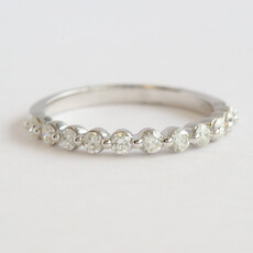 American Jewelry 14k White Gold .50ctw Diamond Shared Prong Wedding Band