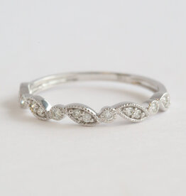 American Jewelry 14k White Gold .13ctw Diamond Milgrain Wedding Band