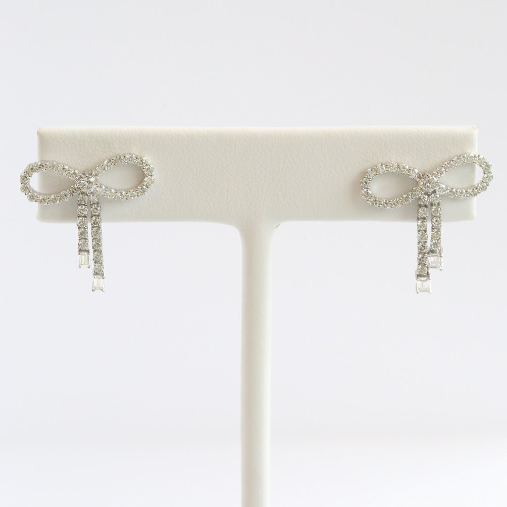 American Jewelry 14k White Gold 1.50ctw Diamond Bow Ribbon Stud Earrings