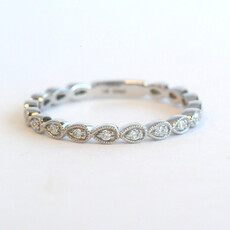 American Jewelry 14k White Gold .13ctw Diamond Milgrain Wedding Band