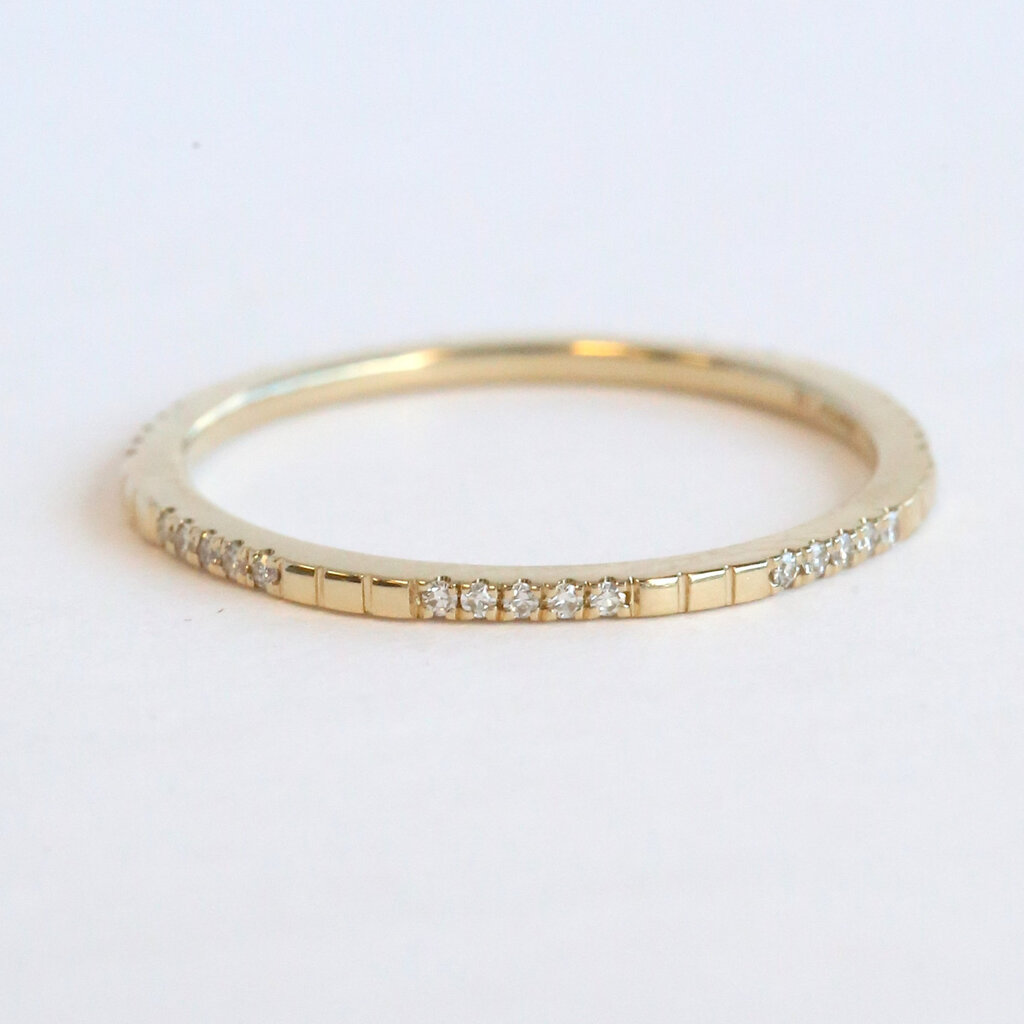 American Jewelry 14k Yellow Gold .12ctw Diamond Textured Wedding Band